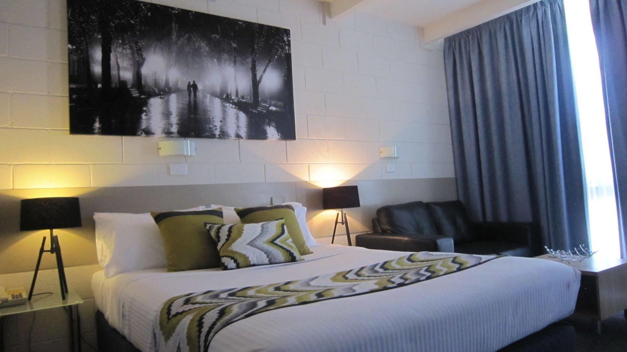 Castle Creek Motor Inn Euroa Exteriör bild
