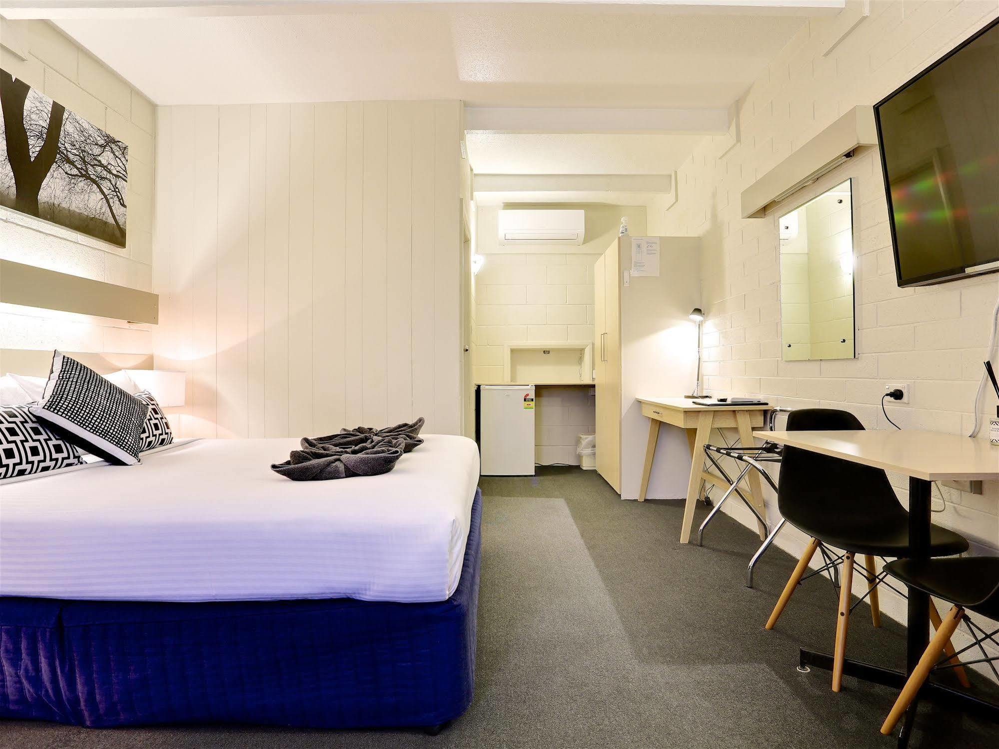 Castle Creek Motor Inn Euroa Exteriör bild