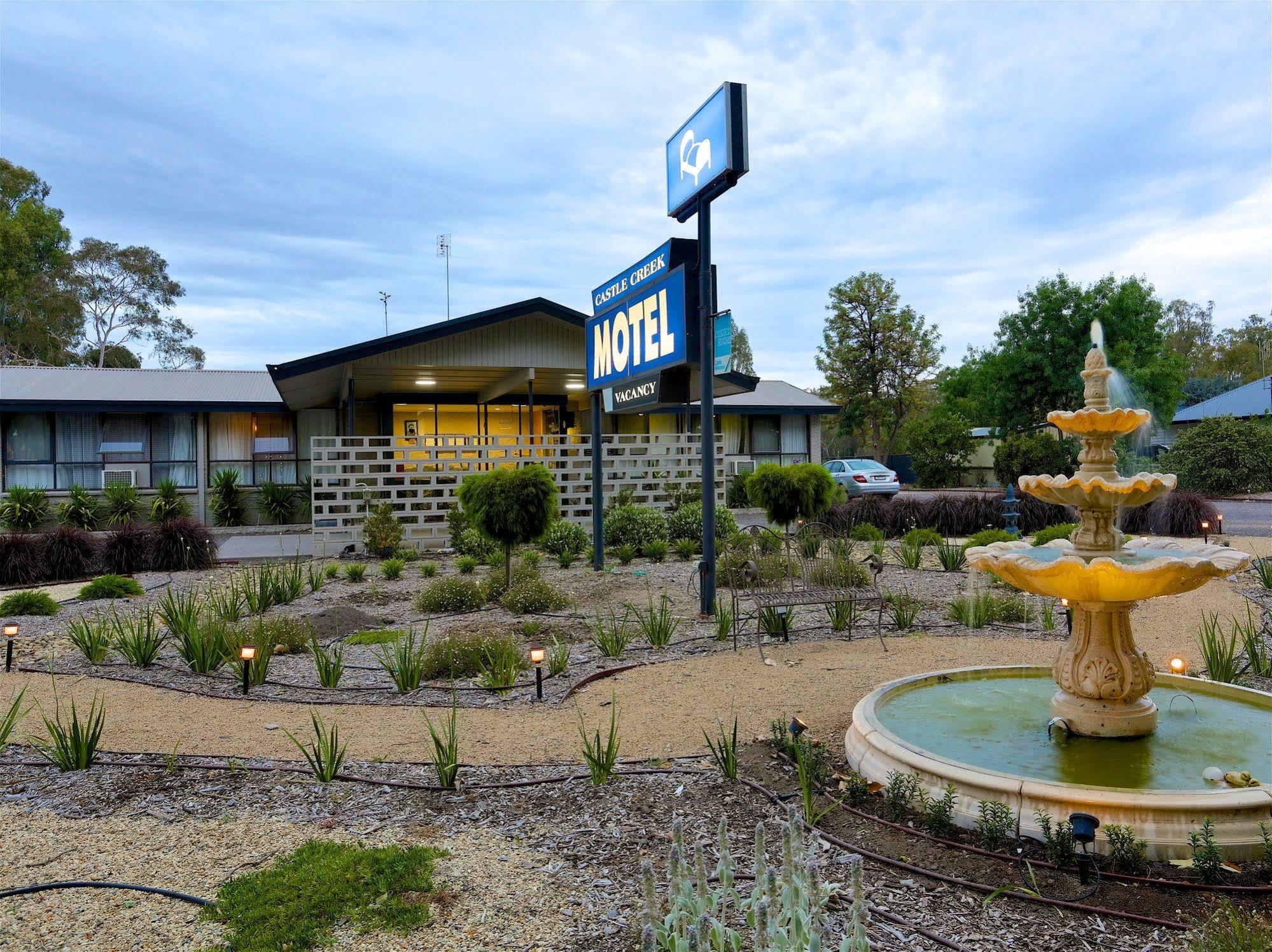 Castle Creek Motor Inn Euroa Exteriör bild