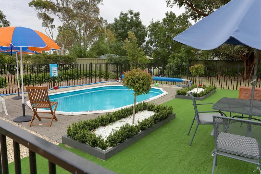 Castle Creek Motor Inn Euroa Exteriör bild